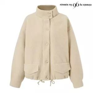 하이넥 페이크 포켓 스트링 누빔 자켓 (NP4JK009L0)