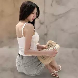 여성 일상용 캡내장 신축성 좋은 골지 민소매 티셔츠