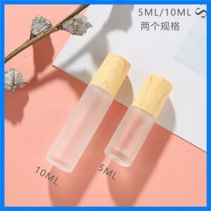 스테인리스 스틸 롤러 볼 및 실버 캡이 있는 두꺼운 유리 롤 온 향수병 프로스트 에센셜 오일 바이알 로트