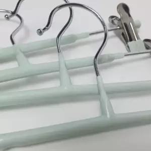 그린 집게형 바지걸이 코팅 옷걸이 정리용품 소품 (WFK6LCF)