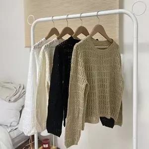 여름 긴팔 펀칭 니트 루즈핏 레이어드 바캉스룩 (KYR-WFFT92P)