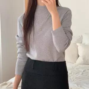 여자 이너티 반목폴라 얇은 기본긴팔 무지 데일리 니트