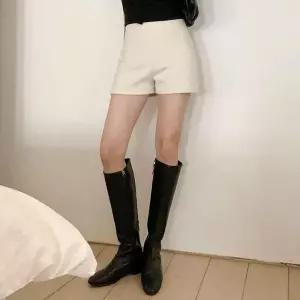 [하프클럽/]여자 폭신 짧은 스웨터 하이웨이스트 반바지