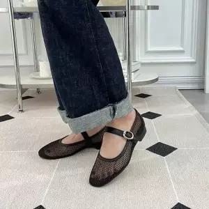 메쉬 메리제인 플랫 라운드토 스트랩 버클 통기성 라이트핏 5FW