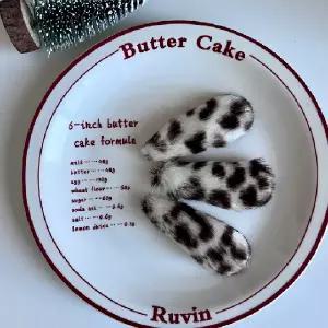 (OPTION 화이트 호피 1PCS)송치 패턴 호피 아이보리 페이크퍼 가을 겨울 삼각 도트 헤어핀 헤어삔 똑딱핀