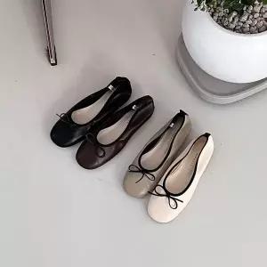[하프클럽/]여성 리본 라운드토 플랫 플랫슈즈 데일리룩 사계절