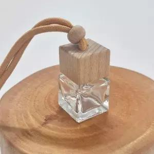 차량용 방향제 사각 디퓨저 용기 8ml 차량 청결 향기 (WFKD3VX)