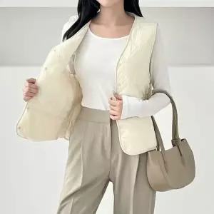 고품질 아이보리 퀄팅 패딩조끼 경량 베이직 겨울 데일리 아우터 (WFKEXON)