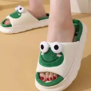 인기상품 미끄럼방지 회사슬리퍼 큰 눈 개구리 슬리퍼 실내화 [WFKHFQA_260108]