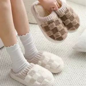 인기상품 슬리퍼 실내화 거실화 층간소음 겨울 사무실 쿠션 털 [WFKRU70_260109]