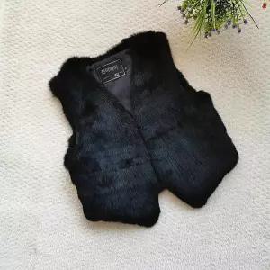 토끼털 조끼 베스트 페이크퍼 인조퍼 민소매 숏