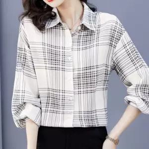 카라 셔츠 스타일 깔끔한 체크무늬 디자인 세미정장