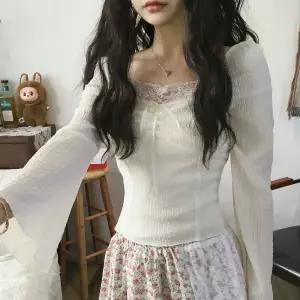 코켓 링클 레이스 리본 나팔소매 티셔츠2color