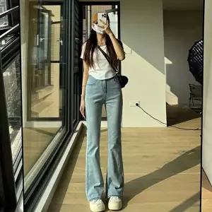 여자연청바지 여성 하이웨스트 세미 부츠컷 나팔 청바지 연청 데님