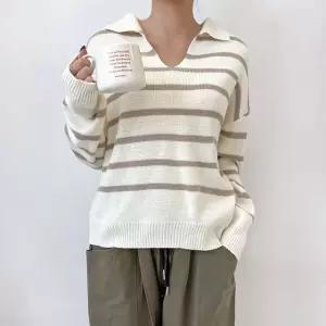 블레오 여자 브이 카라넥 단가라 스트라이프 니트 DM2512161552