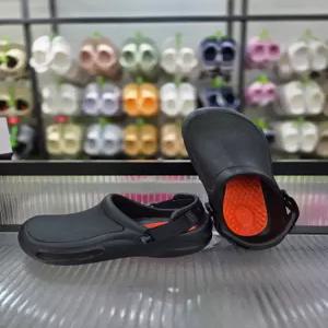 [크록스] 비스트로 프로 라이트라이드 워크(Work) 클로그 미끄럼방지 주방화 205669-001/애플아울렛