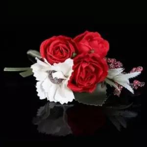 로맨틱 장미꽃 브로치 레드 에쁜브로치 포인트코디 고급브로치 데일리룩 데일리브로치