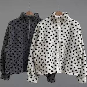 여성용 사랑스러운 하트 디자인 뽀글이 하이넥 겨울 양털 재킷