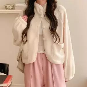 하이넥 키작녀 겨울 덤블 크롭 뽀글이자켓