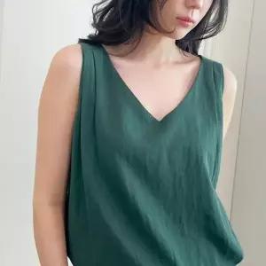 여성 빈티지 린넨 레이온 브이넥 나시 블라우스