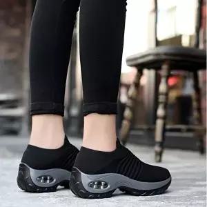 [엄지척]여성 931JAZ38 에어굽 발편한 니트 소재 워킹화 슬립온 블랙