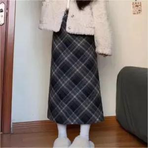 여성 2색 A라인 롱스커트 밴딩 체크패턴 겨울치마
