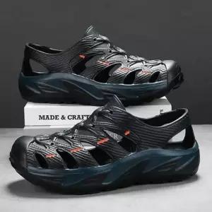 여름용 남성 아쿠아슈즈 트렌디 컷아웃 디테일 2컬러 수영신발 WFJMAG8