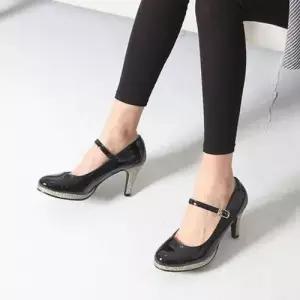 270 펌프스힐 큐빅굽장식 메리제인 에나멜 210 파티룩 WD814EE