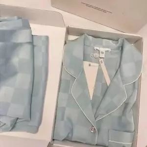 홈웨어 가을 잠옷 파마자 커플 긴팔 세트 봄