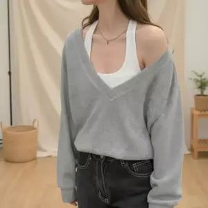 여성 간절기 오프숄더 루즈핏 긴팔티셔츠