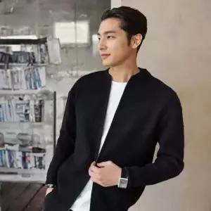 [하프클럽/]남성 세로패턴 집업가디건 가을철 동절기 데일리 두꺼운 오버사