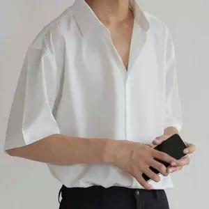 여름 남성용 시원한 오버핏 반팔 셔츠 데이트 캐주얼 셔츠