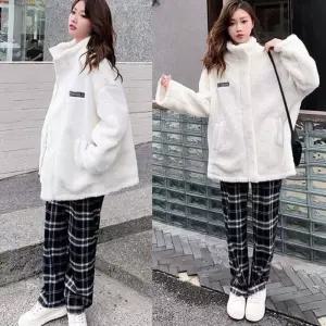 여성 겨울 뽀얀 뽀글이 양털 아우터 아이보리