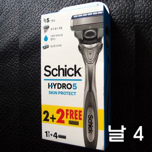 쉬크 하이드로5 스킨프로텍트면도기대+면도날4입 / 5중날 트리머