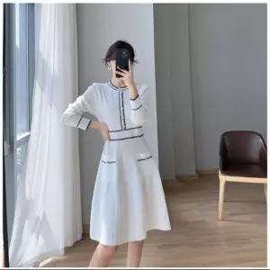 [오노마] ONM 원피스 배색라인원피스 진주버튼 배색라인 화이트 블 (S12077572)