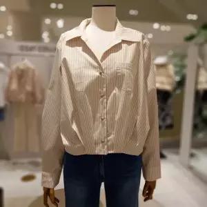 [아이잗컬렉션](신세계 사우스시티)블루종 셔츠 블라우스 (CR3E0BL011)