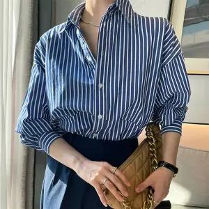 여성 클래식 스트라이프 면혼방 여유핏 남방 셔츠