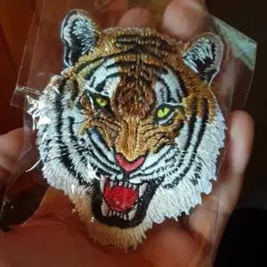 와펜 맹수 자수 캐릭터 스티커 패치 열접착 실사 뱃지 마크 사자 옷수선 리폼 이미지