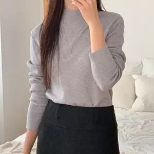 [옷자락]여자 이너티 반목폴라 얇은 기본긴팔 무지 데일리 니트