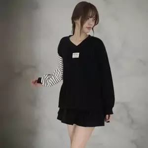 [다잇템] 여성 보온 패치 단가라 V넥 맨투맨