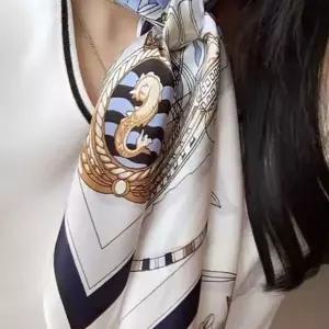 [하프클럽/]여성용 롱스카프 벨트 스타일 70X70cm 다용도 가방 장식 스카프