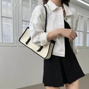 데님 크롭 화이트청자켓