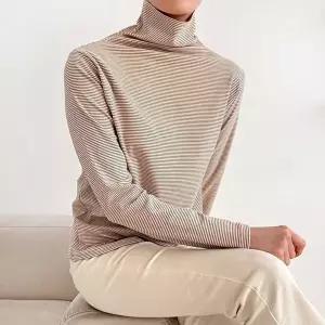 [옷자락]여자 겨울상의 잔단가라 목폴라 스판 양기모 티셔츠