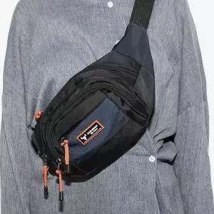 [하프클럽/]밸트백 남녀공용 여행보조가방 힙색 분리수납 경량 생활방수