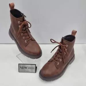 [탠디]미셸by탠디 여성 4CM 내피 기모 밴딩끈 뒷라인 포인트 워커 A_X23519A