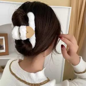 머리장식 왕집게핀 화이트 인기 왕리본핀 신상 하트머리핀 긴머리핀