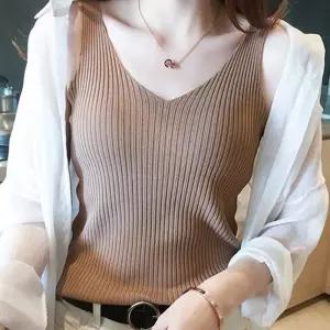 여자 여름 직장인 출근 룩 정장 골지 민소매 나시 탑