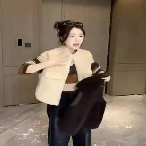 여성 조끼 슬림핏 가을 겨울 일체형 도톰 기모 카디건 나시 램스울 OP4