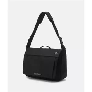 데상트 심플 메신저백 블랙(SQ123UBG15) SQ123UBG15_BLK0 280292