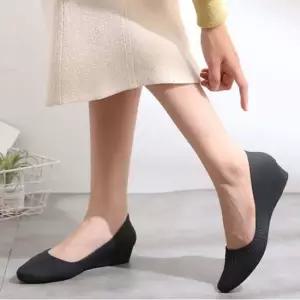 여성 뾰족코 미들힐 펌프스힐 구두 1P 셔링 웨지힐 통굽구두